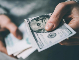 Вышел прогноз о падении доллара ниже 50 рублей