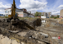 В городе продолжаются работы на сетях водоснабжения