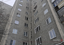 На улице Емлина и Ильича в домах поменяют лифты