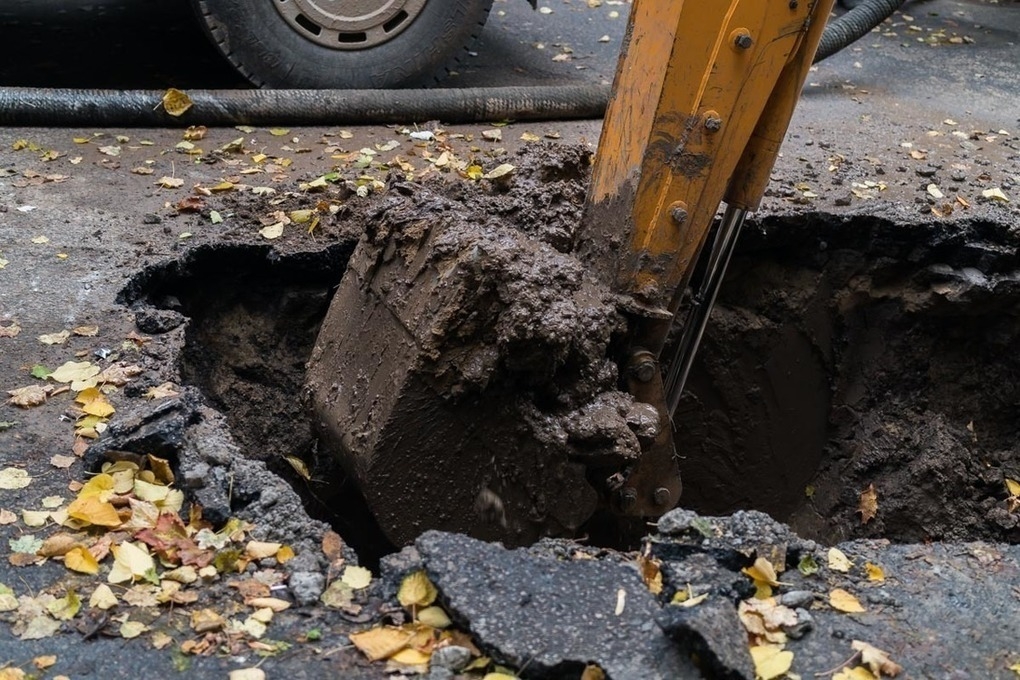 В Первоуральске новый асфальт - значит пора копать