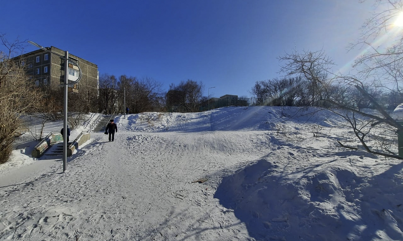 ГИБДД и коммунальные службы города выявляют опасные горки