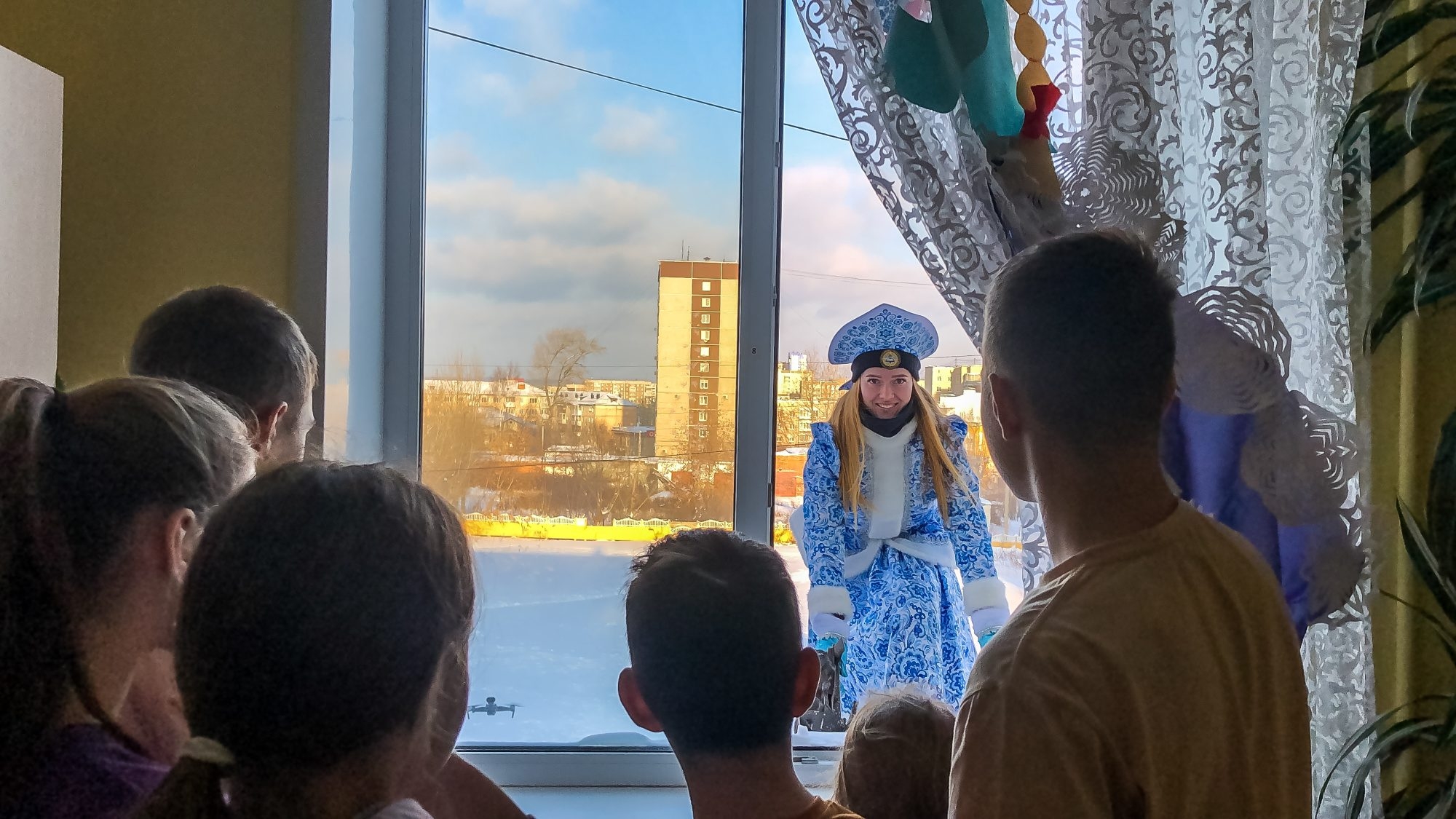 Новогодний десант высадился в Первоуральске