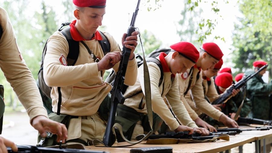 Юноша из Первоуральска, усмиривший хулигана, получил награду «Юнармии»