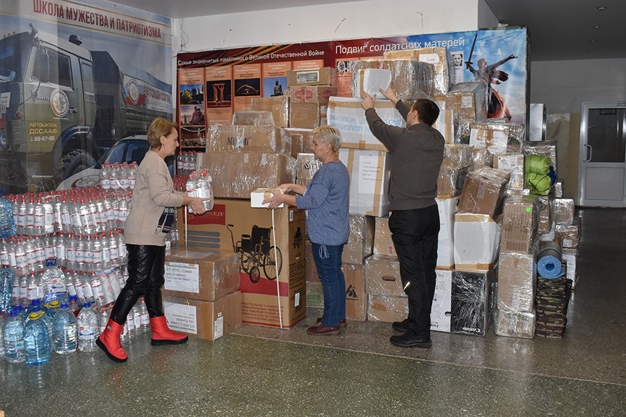 В Первоуральске организована акция «Урал своих не бросает»