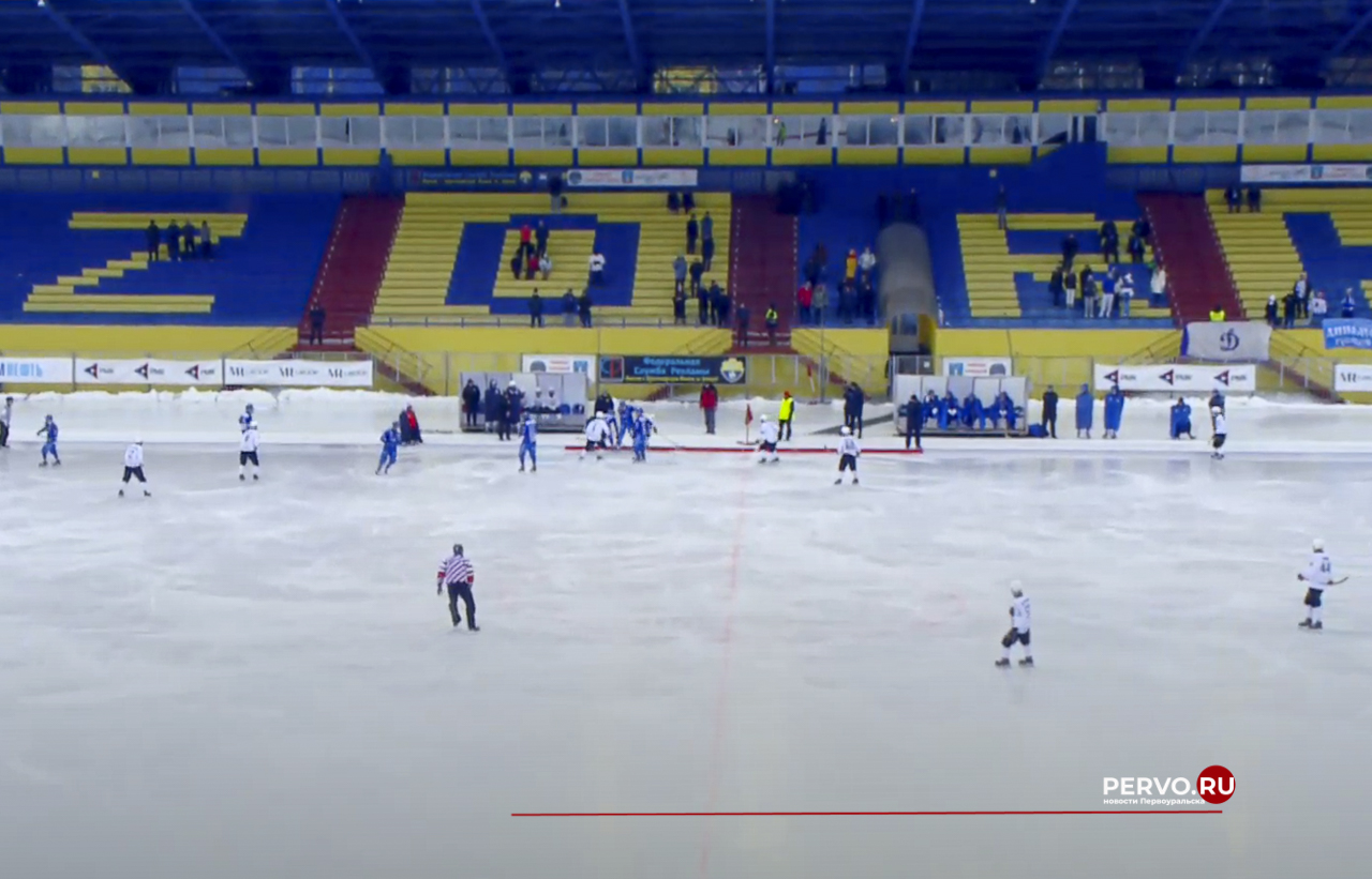 На выезде «Уральский трубник» крупно проиграл «Динамо»