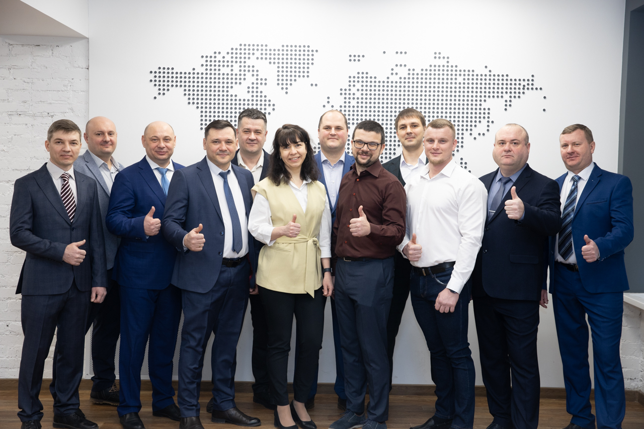 Сотрудники ТМК защитили дипломы в УрФУ по корпоративной магистерской программе