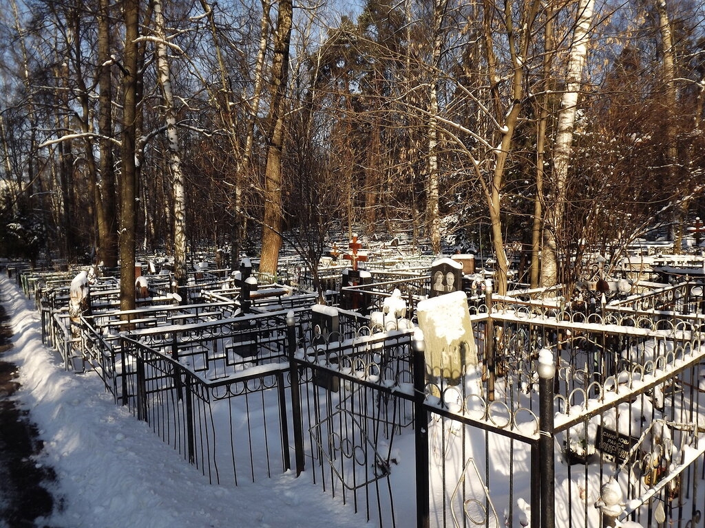 Свердловская область оказалась лидером УрФО по убыли населения