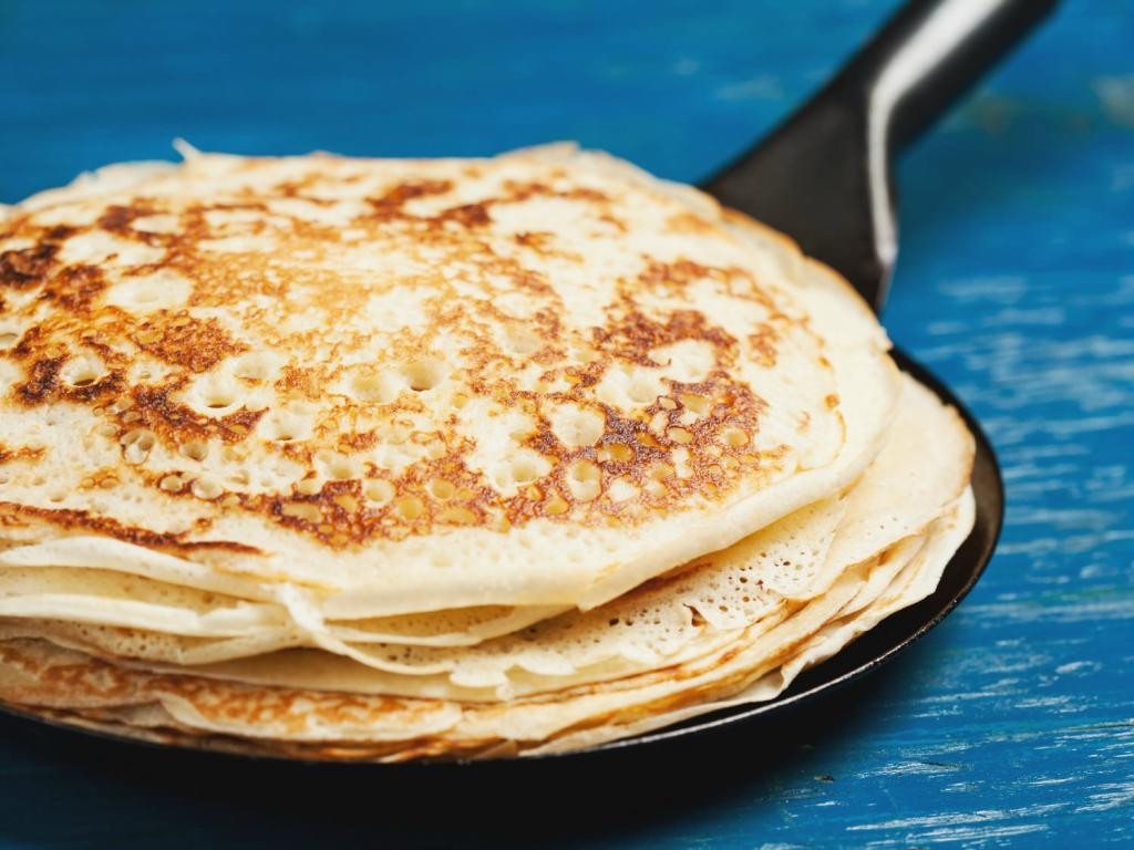 Приготовление блинов к Масленице обойдется на 6% дешевле в этом году