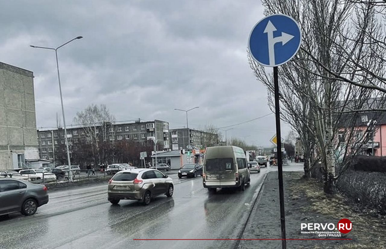 В Первоуральске на самом аварийном перекрёстке России изменят движение.  Видео