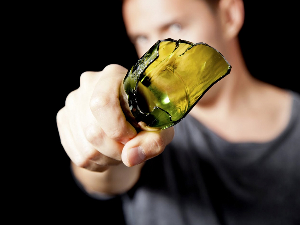 32-летнего мужчину отдали под суд, который во время спарринга с ножом убил собутыльника