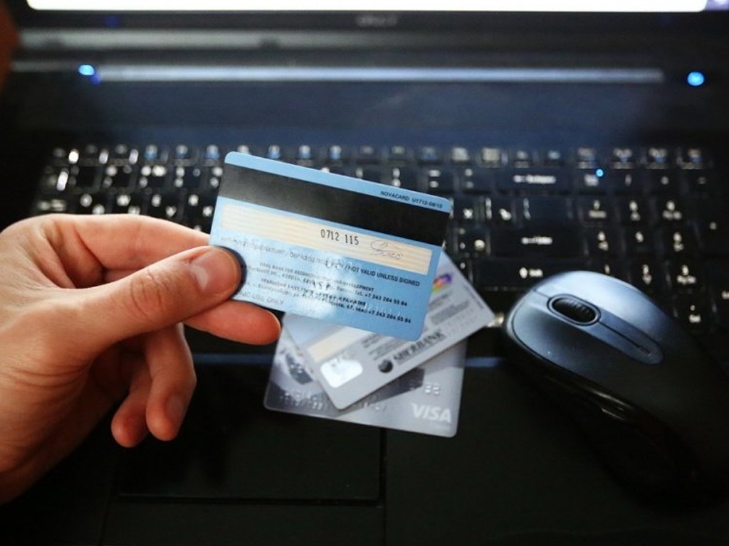 Житель Первоуральска перевёл мошенникам 333 тыс. рублей