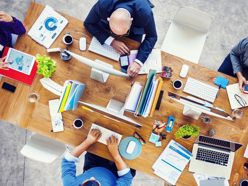 81% работодателей поддерживают переход на 4-дневку, но готовы к этому единицы