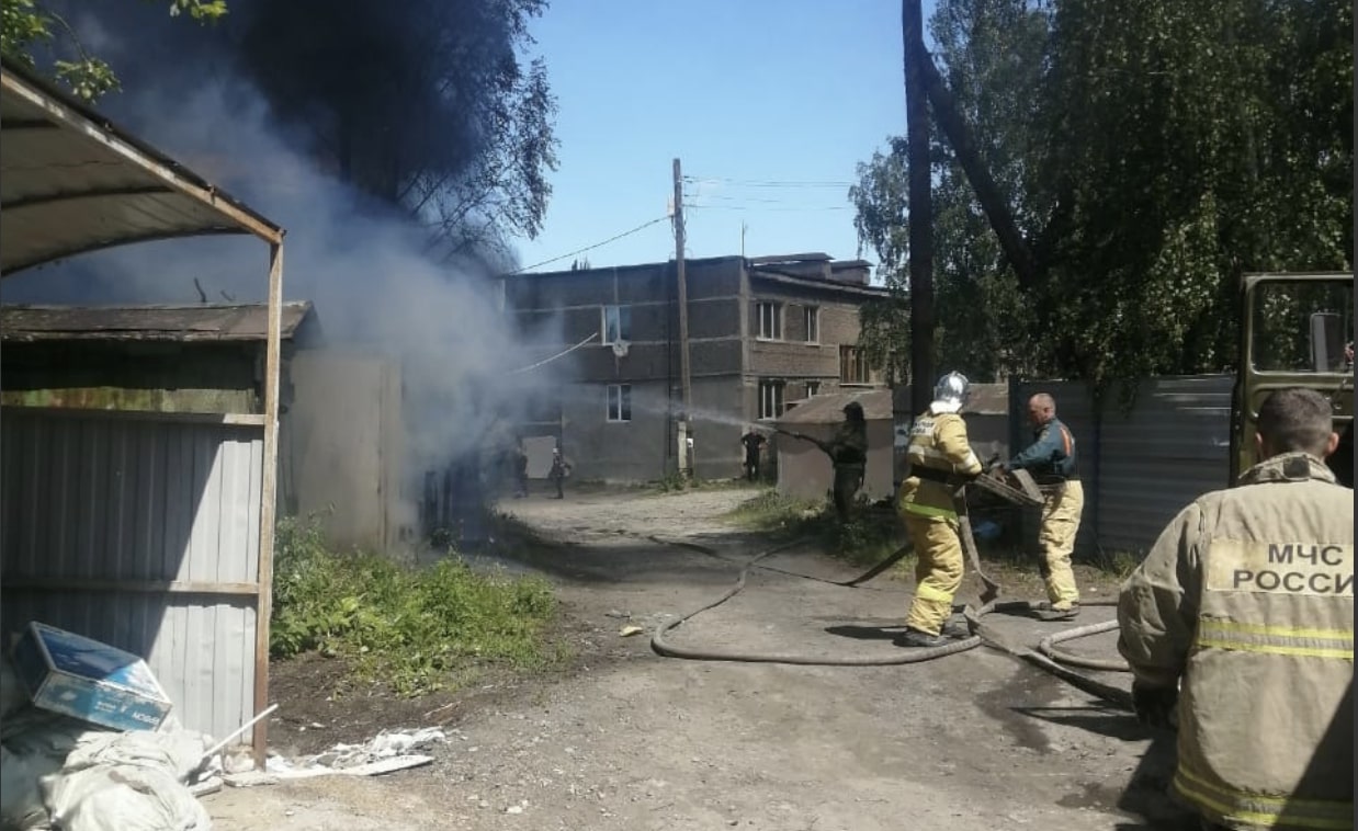 Дома в Старых Решетах отстоял от огня пожаоный расчет ГУФСИН вместе с МЧС