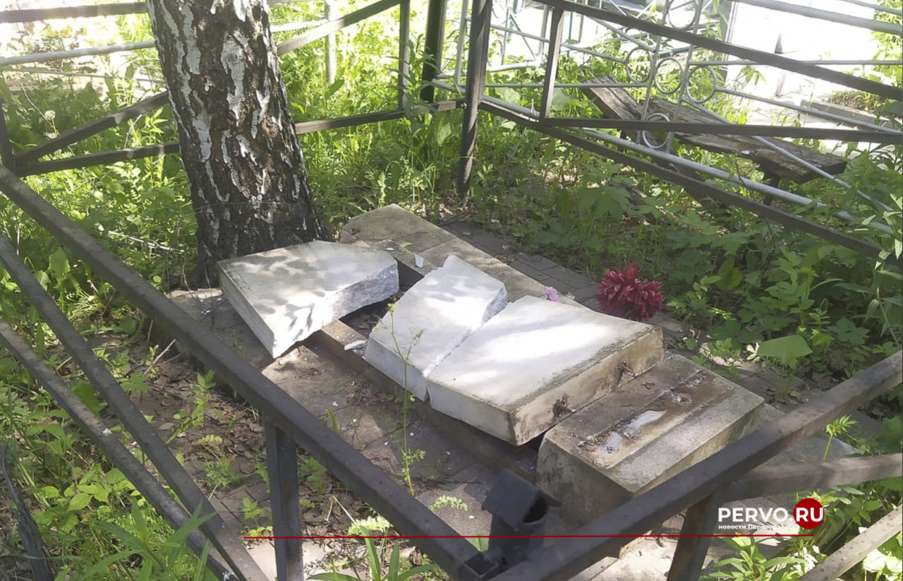 Полиция задержали мужчину, устроившего погром на кладбище