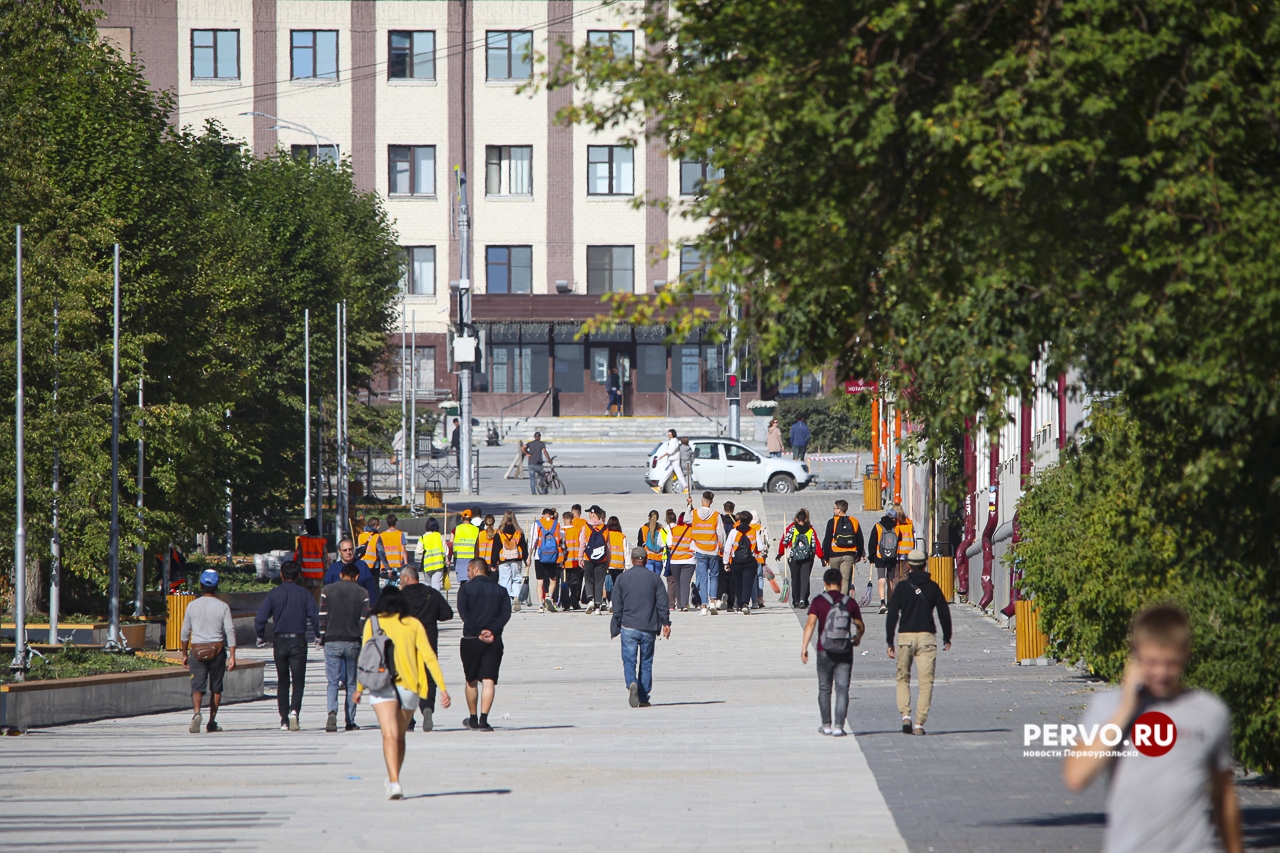 В «Отрядах мэра» потрудиться более 700 подростков