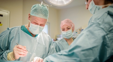 Российские ученые предложили способ сохранять донорское сердце живым и бьющимся 6 часов