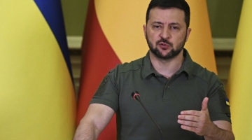 Зеленский рассказал о трудностях ВСУ на передовой