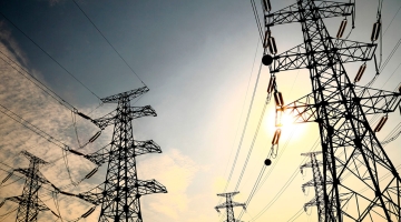 Подключение к электросетям для населения многократно подорожало на фоне отмены льгот