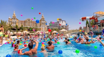 Турецкий курорт Аланья столкнулся с трудностями из-за дефицита туристов из РФ