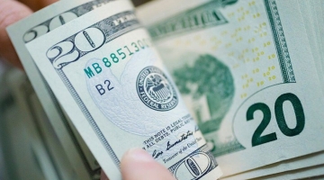 В России спрогнозировали курс доллара на ближайшие месяцы