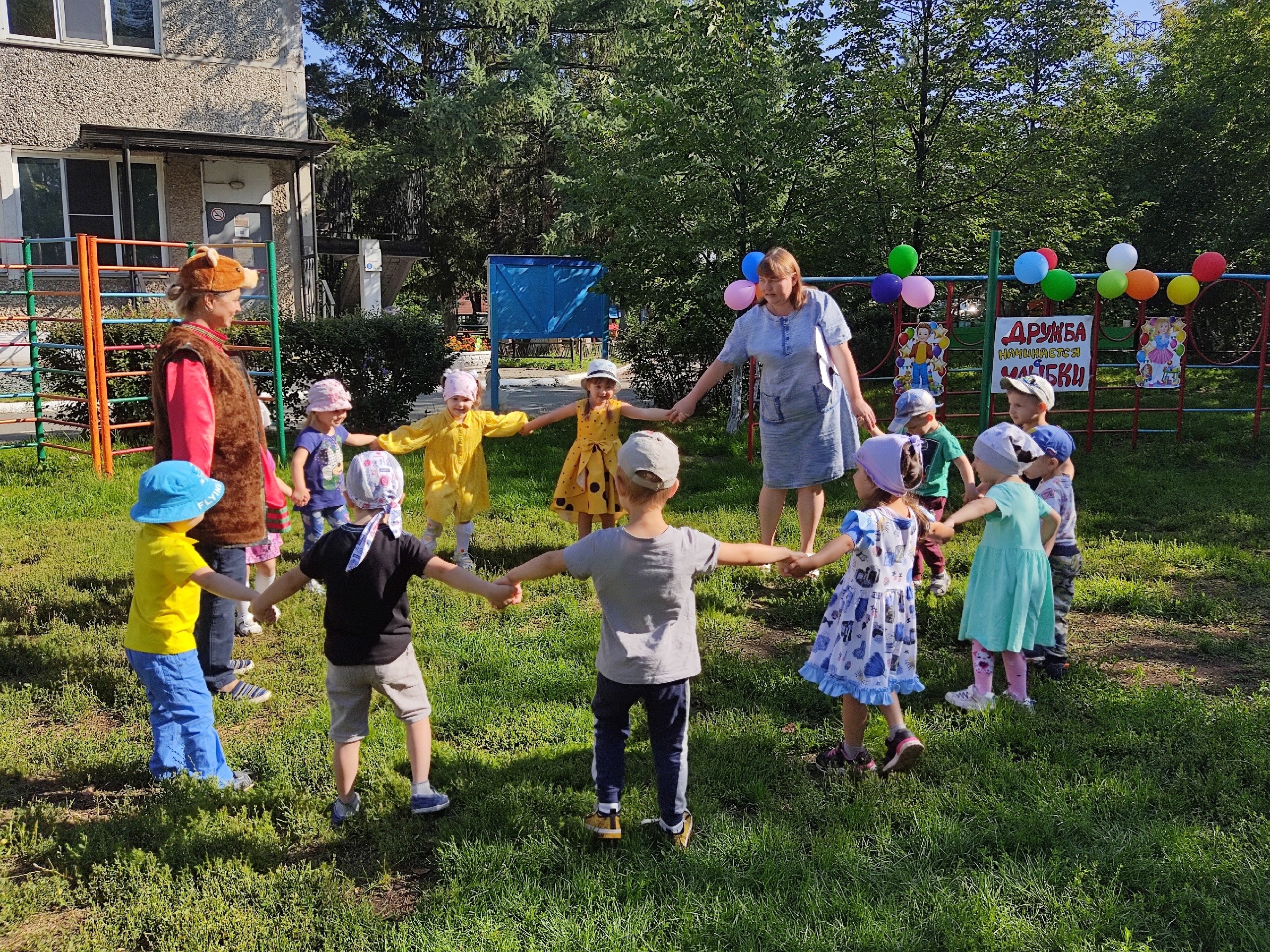 Сегодня начался прием в детские сады детей, получивших направления на новый учебный год