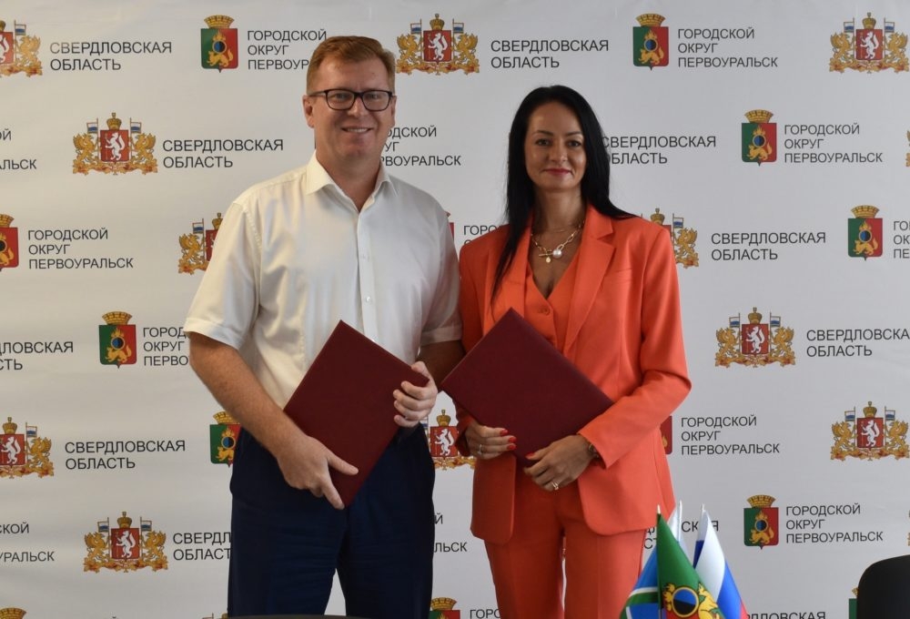 Глава Первоуральска подписал соглашение о развитии художественной гимнастики