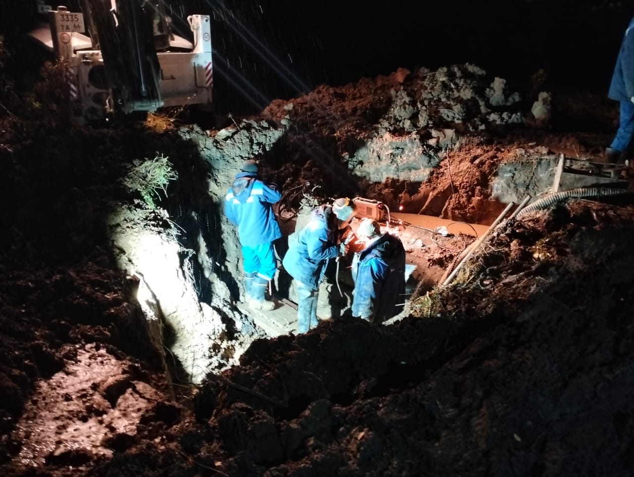 Над устранением аварии на водороде работало четыре бригады профессиональных ремонтников