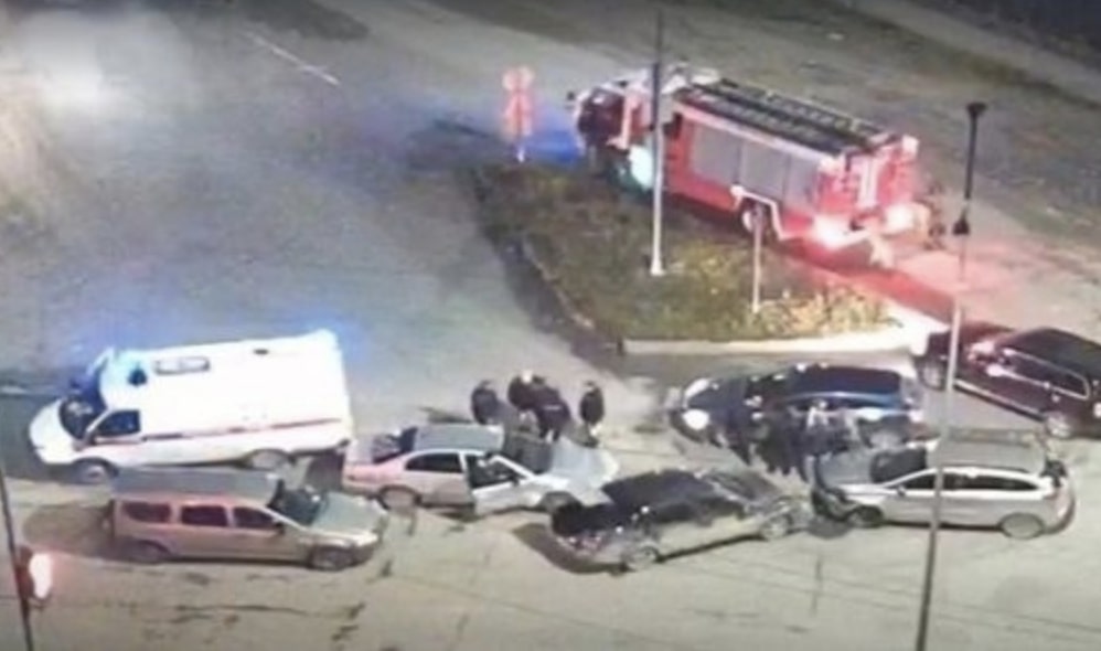 Виновник скрылся с места ДТП, но сотрудники ДПС его разыскали. Видео