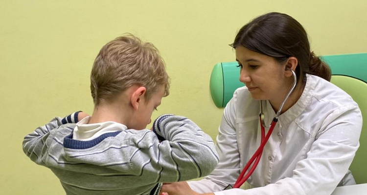 Знакомьтесь: на участке N 8 детской больницы – новый врач-педиатр Альбина Ватолина