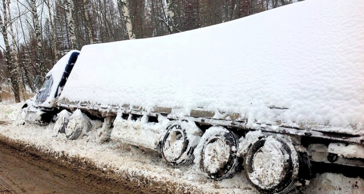 Движение на трассе Р-242 в направлении Перми затруднено