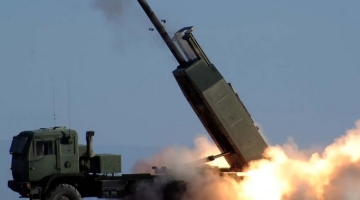 Экс-сотрудник ЦРУ Джонсон: ВС РФ справляются с ATACMS и HIMARS на Украине