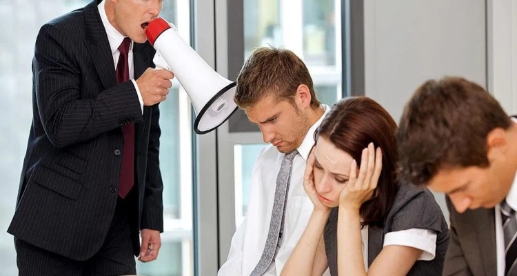 Первоуральцы считают, что в их рабочих коллективах не хватает взаимного уважения