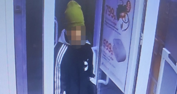 Сотрудники полиции поймали воришку за кражу из торговых объектов