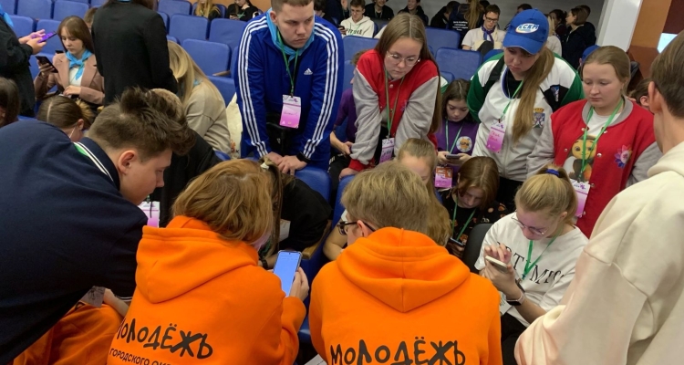 На площадке  ФОК «Гагаринский» состоялся молодежный областной форум «Движок»