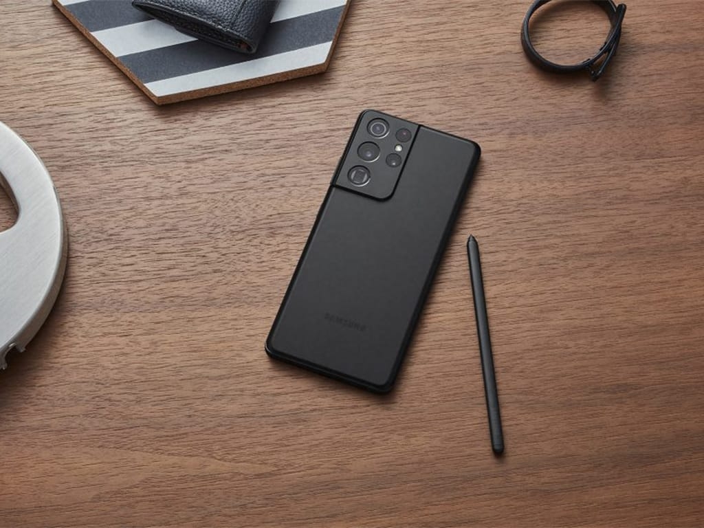 Магазин DNS выплатит более 160 тыс. рублей за неисправный гаджет