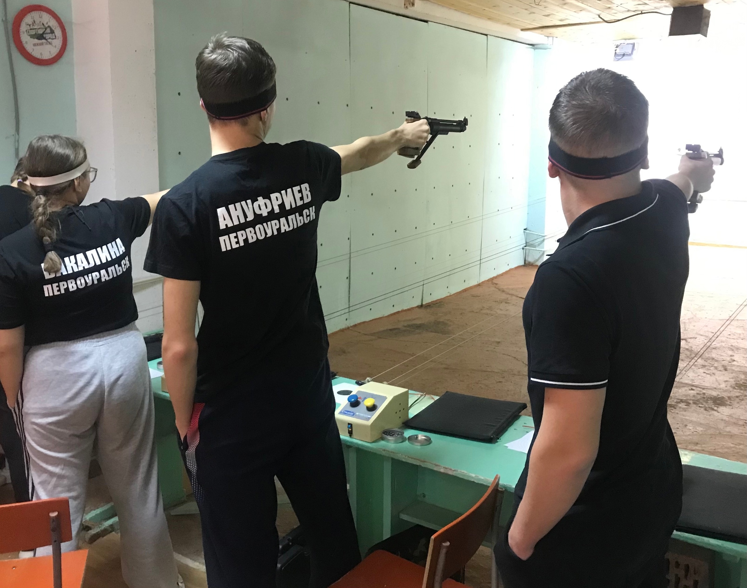 В соревнованиях по стрельбе из пневматического оружия первоуральцы пятые