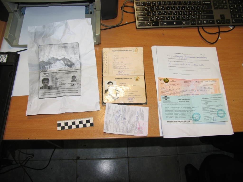 В Петербурге нашли копицентр, изготавливавший поддельные документы для мигрантов