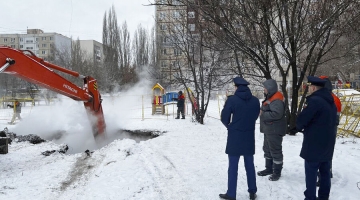 В Саратове открыли пункт обогрева после аварии на 140 домов