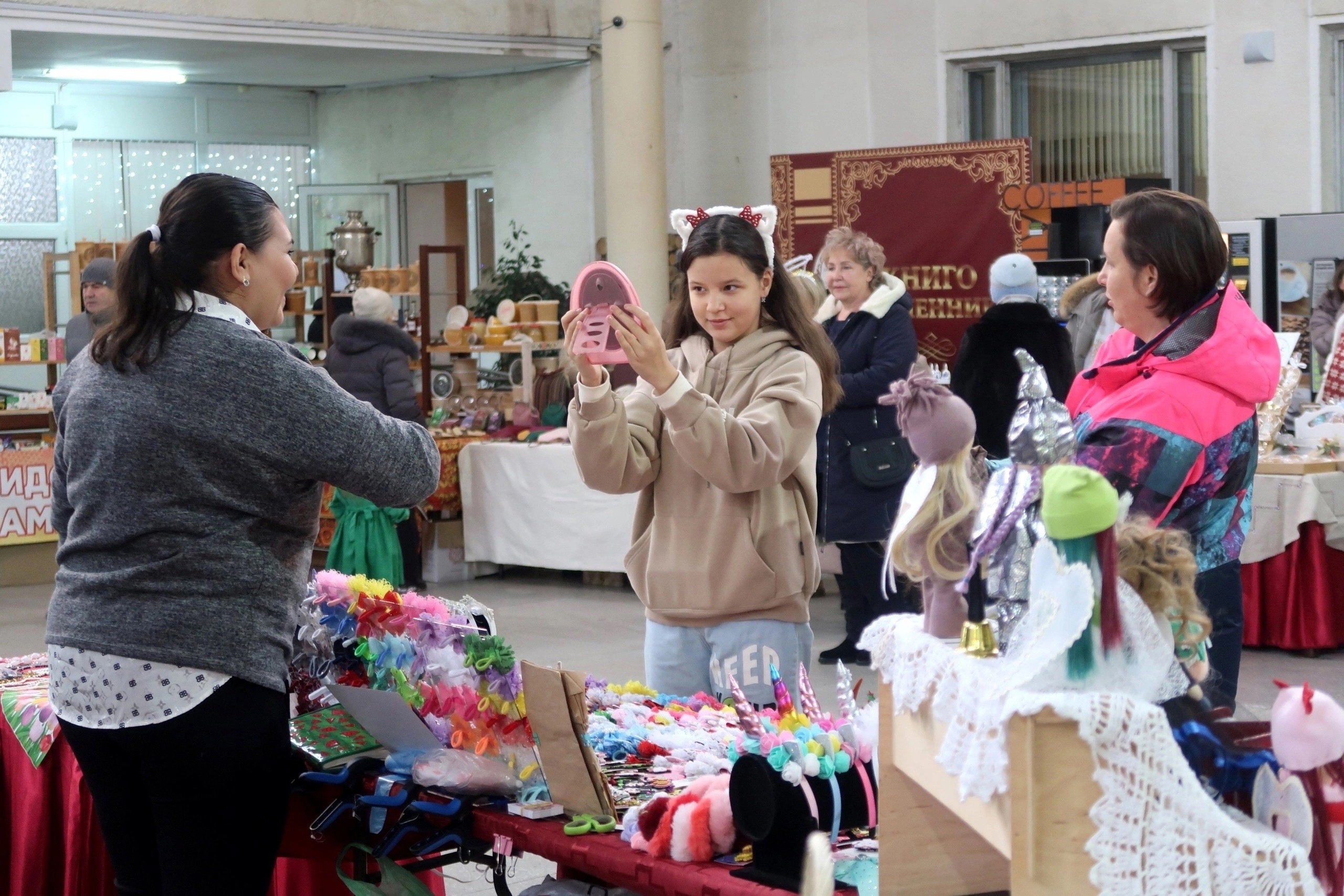 Городские мастера приняли участие в Рождественской ярмарке