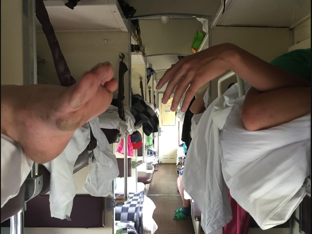 Дебошира-вахтовика сняли с поезда «Нижневартовск – Адлер»