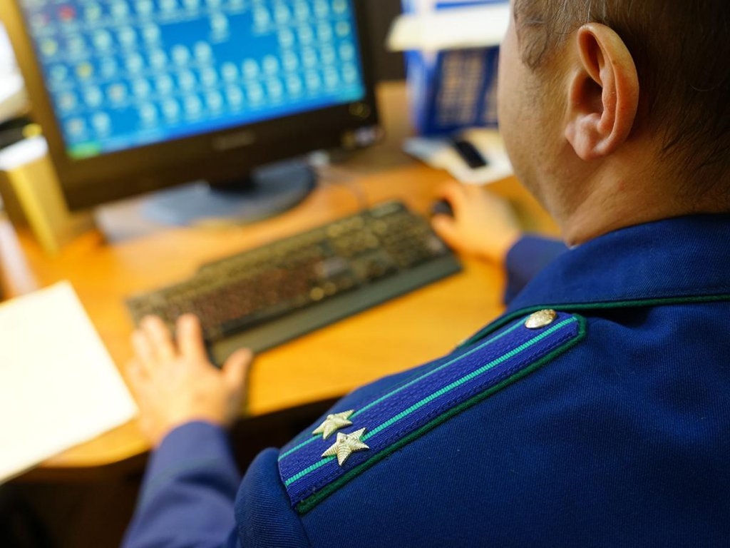 Прокуратура начала проверку информации об отказе водителя пустить девочку в автобус