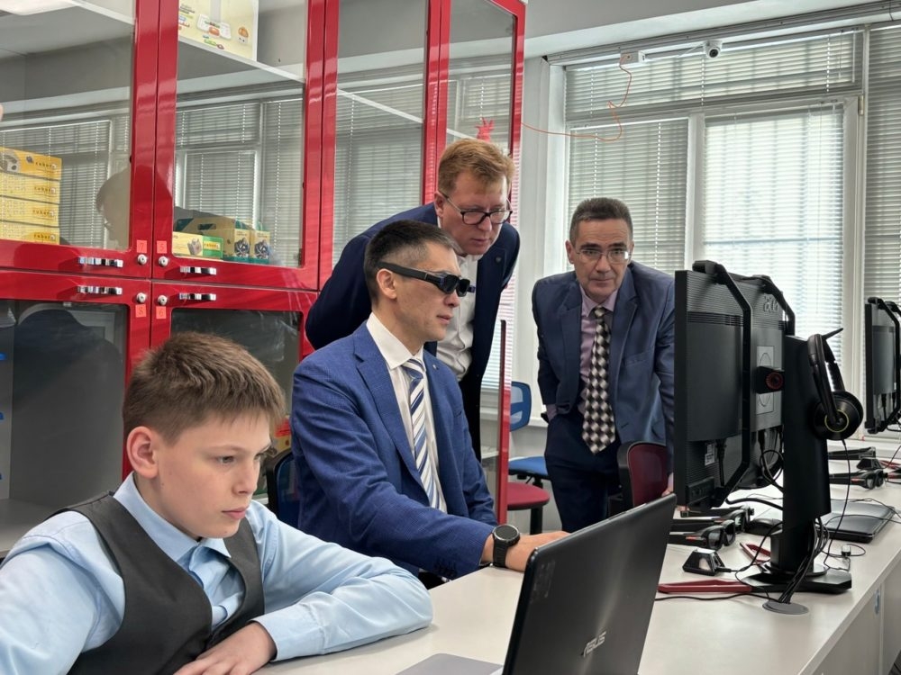 Министр экономики и территориального развития посетил с рабочим визитом Первоуральск