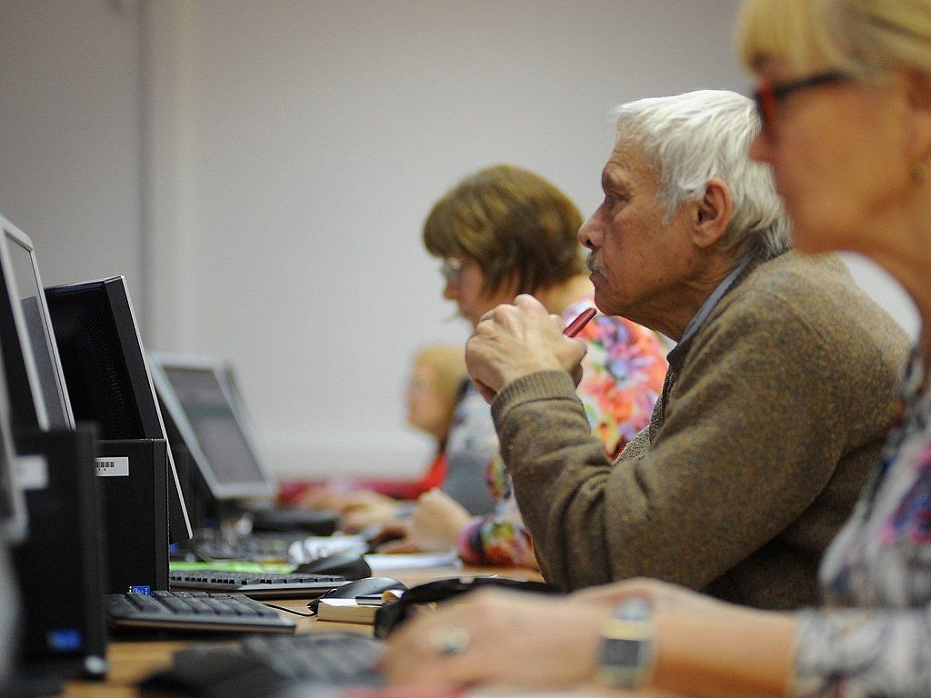 Первоуральских пенсионеров обучат финансовой грамотности