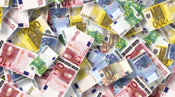 ЦБ РФ: в ноябре 2023 года увеличились валютные сбережения россиян