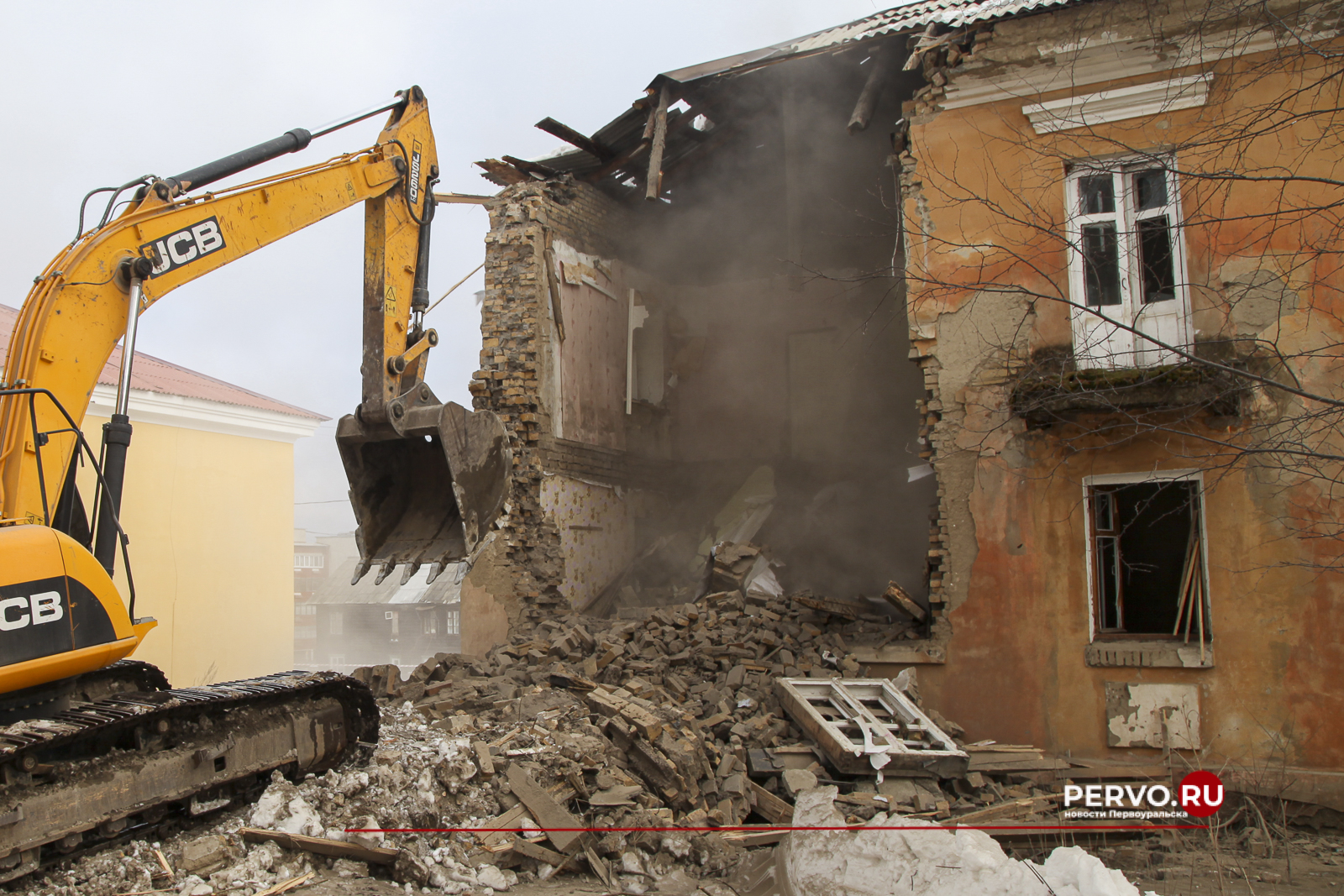 В медгородке снесут аварийный жилой дом