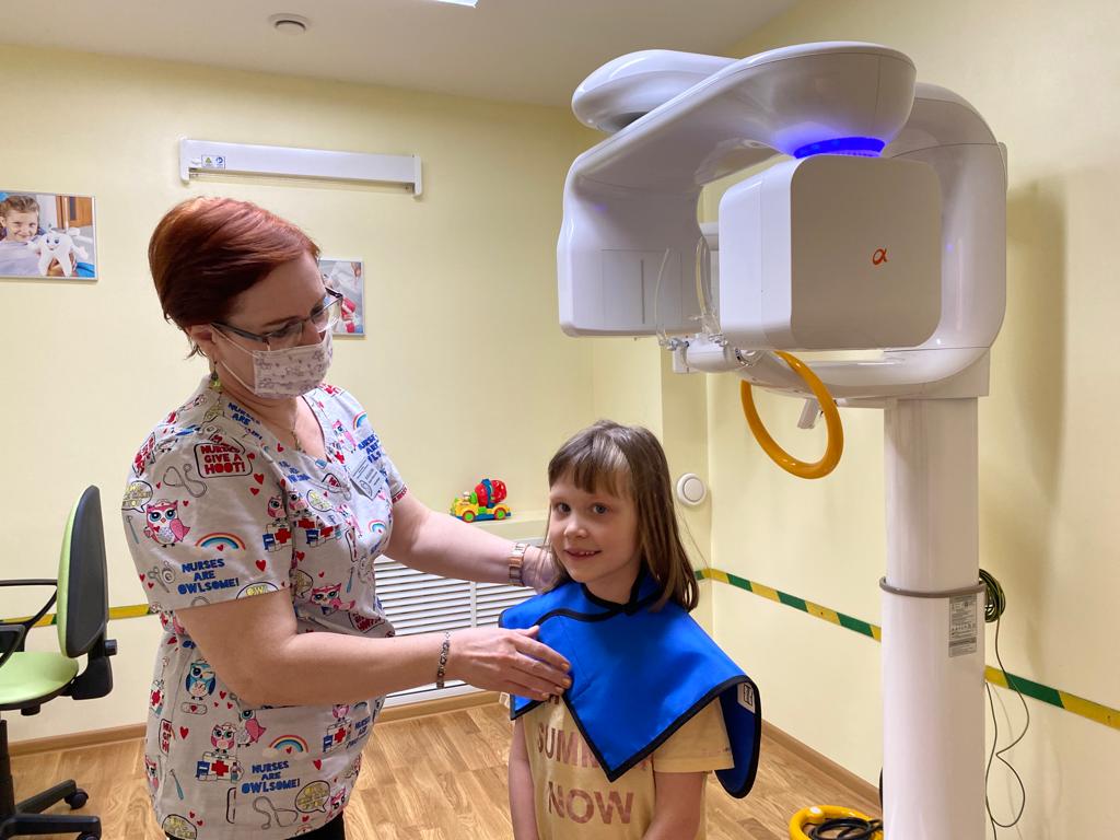 Стоматологи детской больницы обследовали более 700 пациентов на ортопантомографе