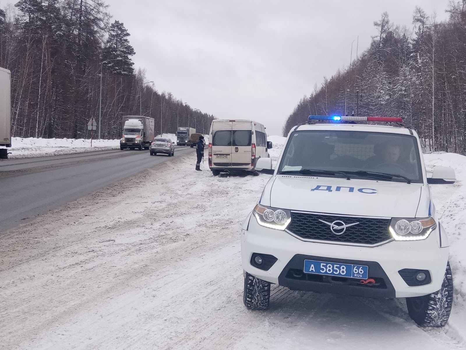 В ходе рейда было выявлено 18 нарушений среди водителей автобусов