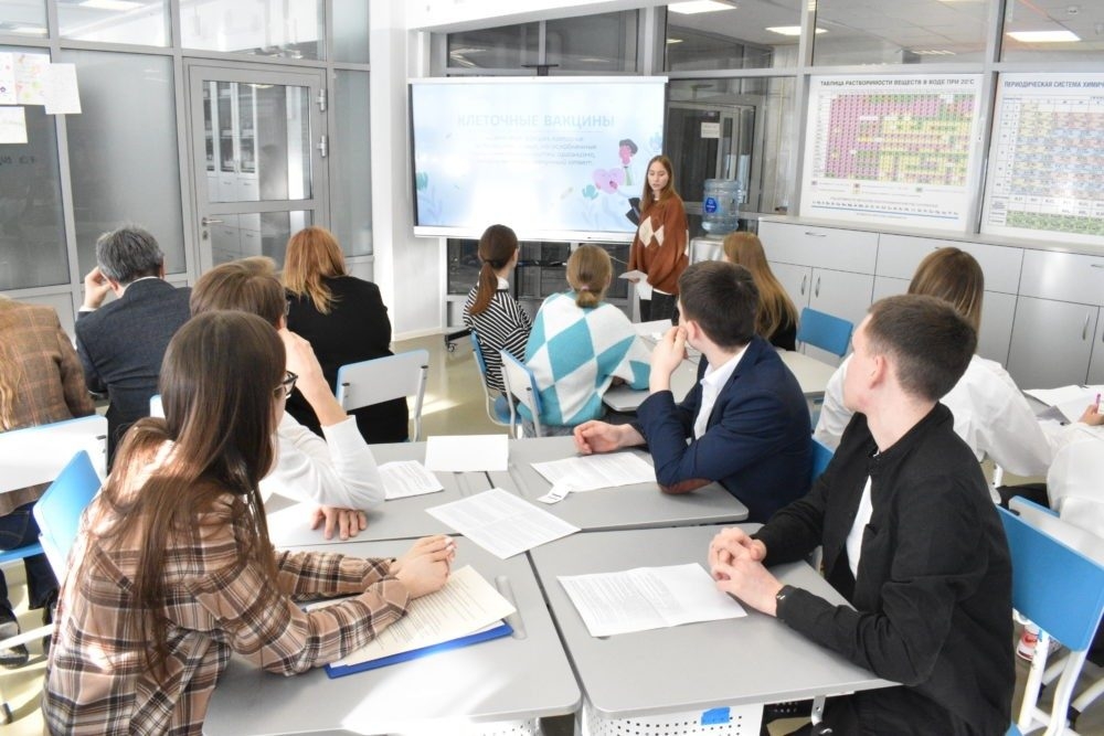 Состоялся первый окружной форум медицинских классов