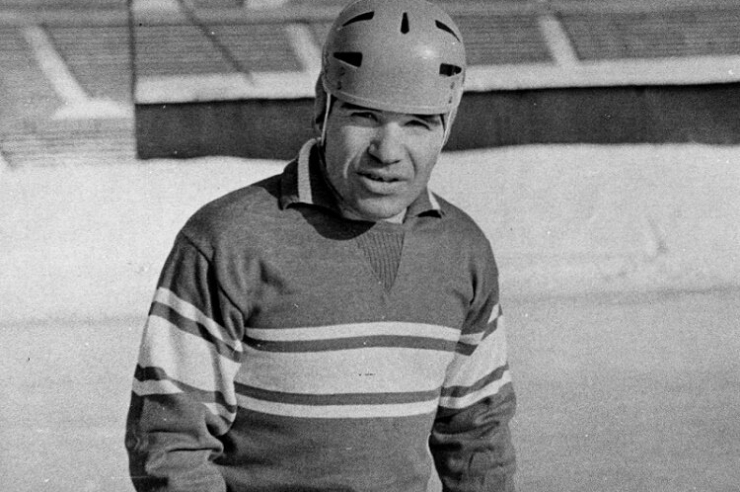 Сегодня простились с семикратным чемпионом мира Николаем Дураковым