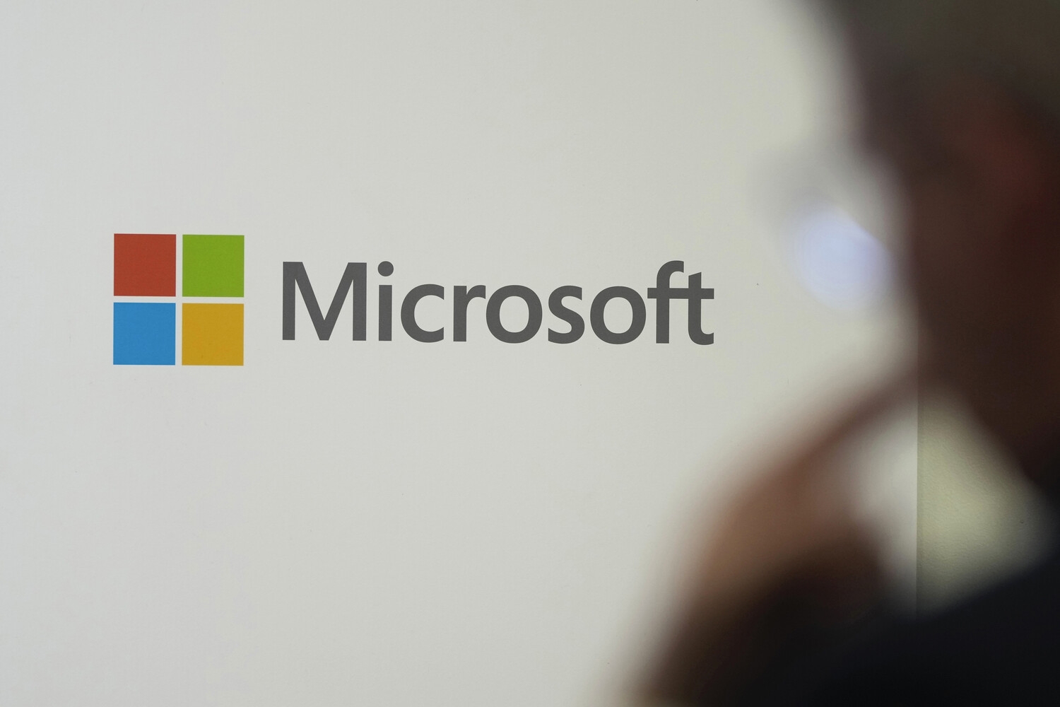 Microsoft разблокировала обновления Windows и Office для пользователей из России